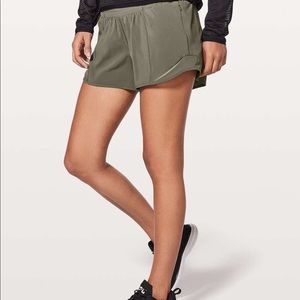 Olive hotty hot short long 4”